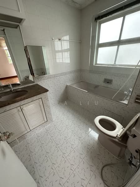 Ville Royale, 310 River Valley Road, 3 Bedrooms, 1,572 sqft, Apartment For Rent, by Vera Liu, 24331910 - PropertyGuru.com.sg