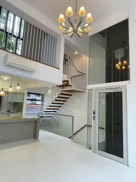 For Rent - Charlton 27