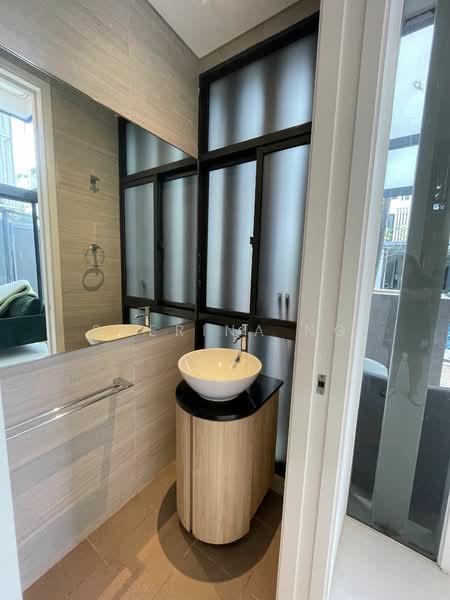 For Rent - Charlton 27