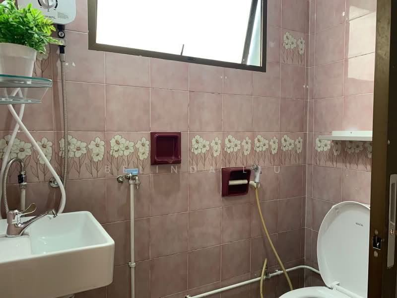 9 lloyd road, , Room Rental, 120 sqft, Walk-up Apartment For Rent, by Belinda Liu, 24332528 - PropertyGuru.com.sg