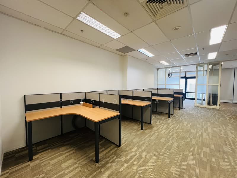 Ocbc Centre, 65 Chulia Street, 2,441 sqft, Office For Rent, by Preston Tan, 24333266 - CommercialGuru.com.sg