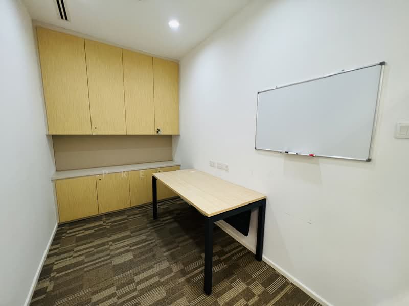 Ocbc Centre, 65 Chulia Street, 2,441 sqft, Office For Rent, by Preston Tan, 24333266 - CommercialGuru.com.sg