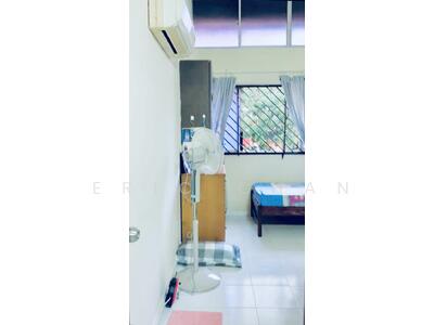 For Rent - 683 Tessensohn Road