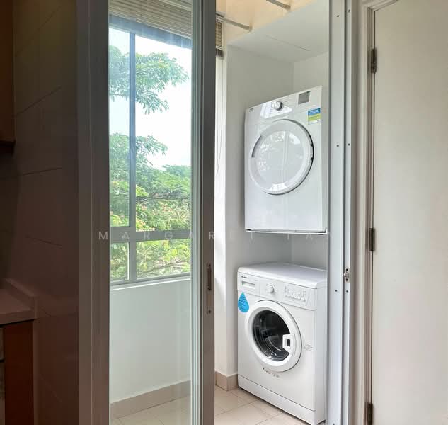 The Blossomvale, 900 Dunearn Road, 3 Bedrooms, 1,335 sqft, Condominium For Rent, by Margaret Tan, 24334092 - PropertyGuru.com.sg