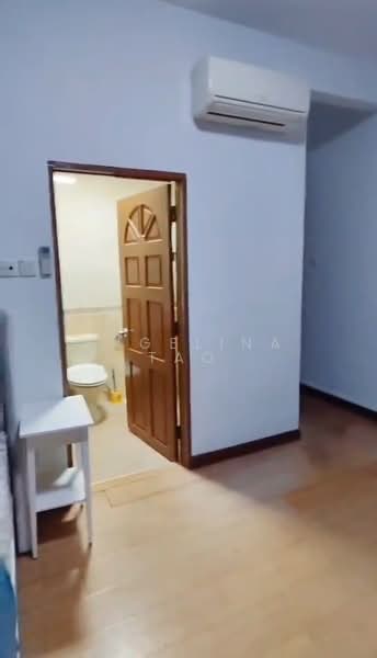 Elizabeth Tower, 14 Mount Elizabeth, Room Rental, 400 sqft, Condominium For Rent, by Angelina Tao, 24334098 - PropertyGuru.com.sg