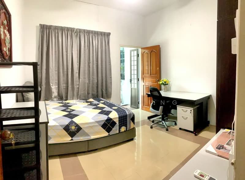 474 River Valley Road, , Room Rental, 200 sqft, Walk-up Apartment For Rent, by Quincy Sung, 24334120 - PropertyGuru.com.sg