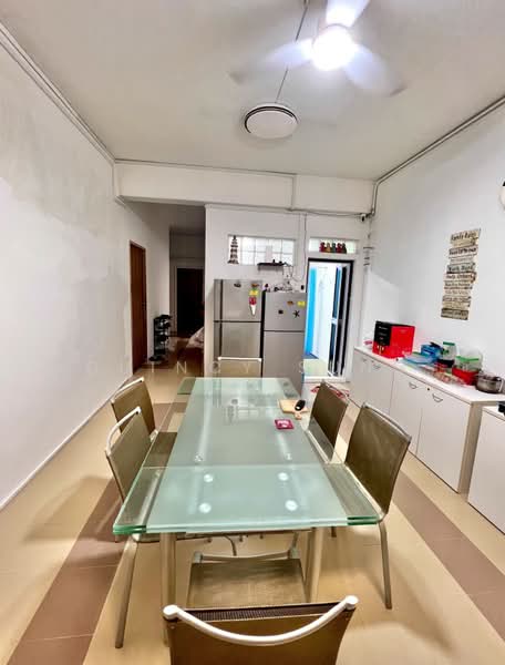 474 River Valley Road, , Room Rental, 200 sqft, Walk-up Apartment For Rent, by Quincy Sung, 24334120 - PropertyGuru.com.sg
