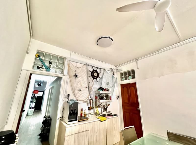 474 River Valley Road, , Room Rental, 200 sqft, Walk-up Apartment For Rent, by Quincy Sung, 24334120 - PropertyGuru.com.sg
