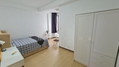 For Rent - Elizabeth Tower