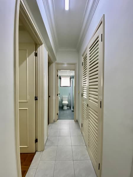 Central Green, 1 Jalan Membina, 3 Bedrooms, 1,292 sqft, Condominium For Rent, by Rachel Tan, 24336579 - Passageway with storeroom - PropertyGuru.com.sg