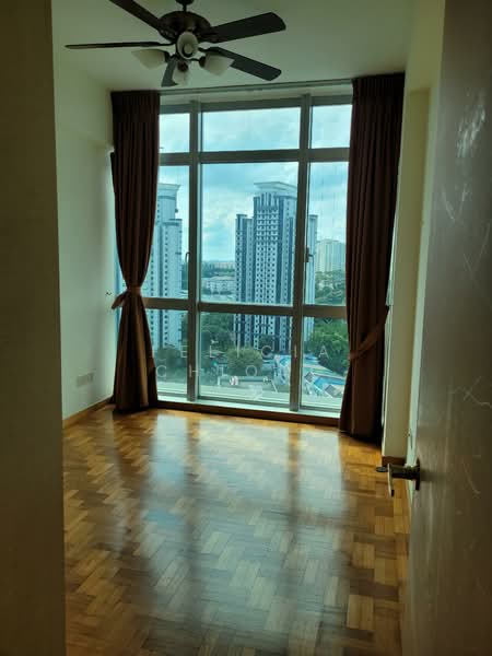 Hillview Regency, 26 Bukit Batok East Avenue 2, 3 Bedrooms, 1,195 sqft, Condominium For Rent, by Felicia Chiong, 24336610 - PropertyGuru.com.sg