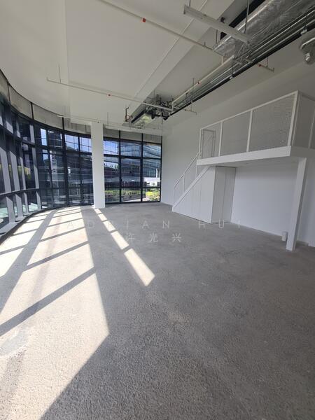 Woods Square, 10 Woodlands Square, 969 sqft, Office For Rent, by Adrian Hui 许光兴, 24337041 - CommercialGuru.com.sg