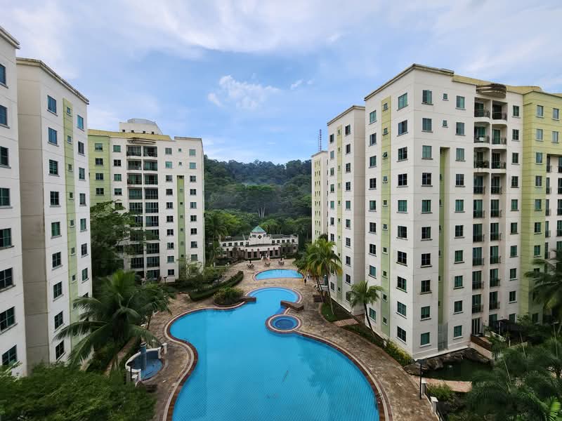Springdale Condo, 47 Hindhede Walk, 3 Bedrooms, 1,119 sqft, Condominium For Rent, by Kelvin Ho, 24337581 - PropertyGuru.com.sg