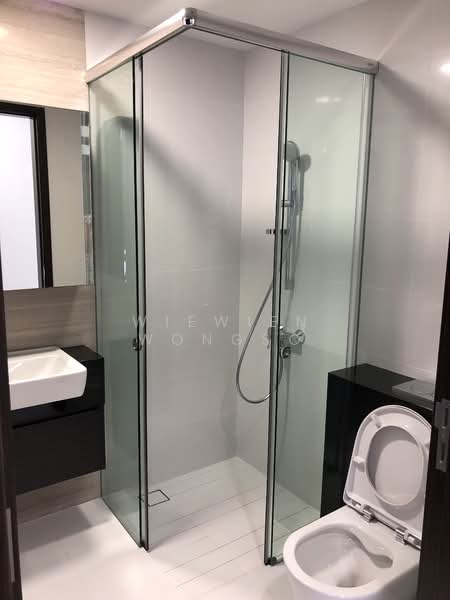 For Rent - Eon Shenton