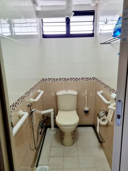 33 Teban Gardens Road, 33 Teban Gardens Road, Room Rental, 120 sqft, HDB Flat For Rent, by Selina Khew, 24339630 - PropertyGuru.com.sg