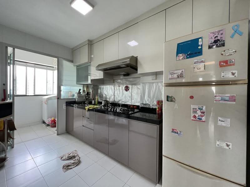 175C Corporation Tiara, 175C Yung Kuang Road, Boon Lay / Jurong / Tuas, 3 Bedrooms, 1,000 sqft, HDB Flat For Rent, by Ernest Phua, 24339970 - PropertyGuru.com.sg