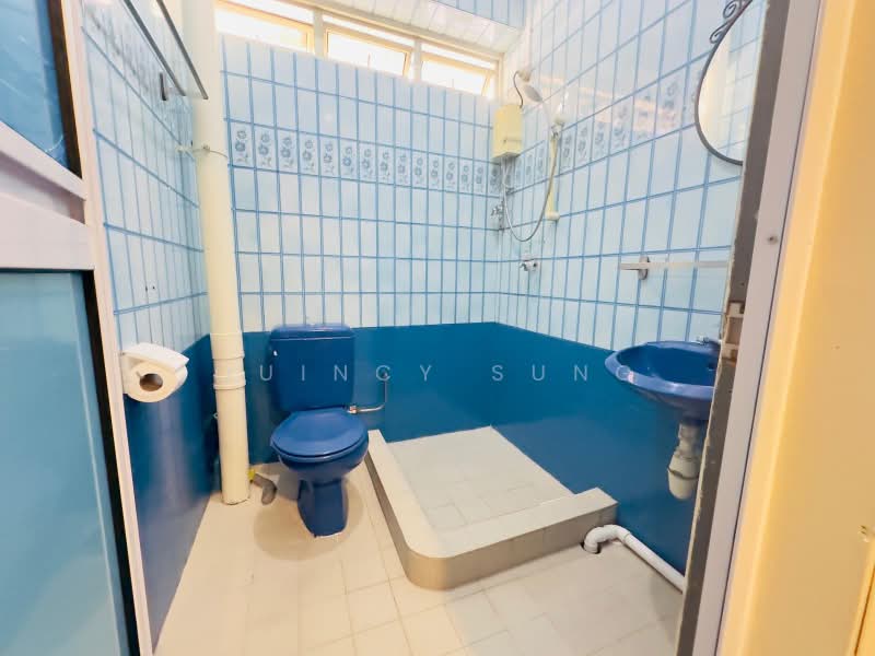 Sing Lian Building, 386 Changi Road, 1 Bedroom, 500 sqft, Walk-up Apartment For Rent, by Quincy Sung, 24340743 - PropertyGuru.com.sg