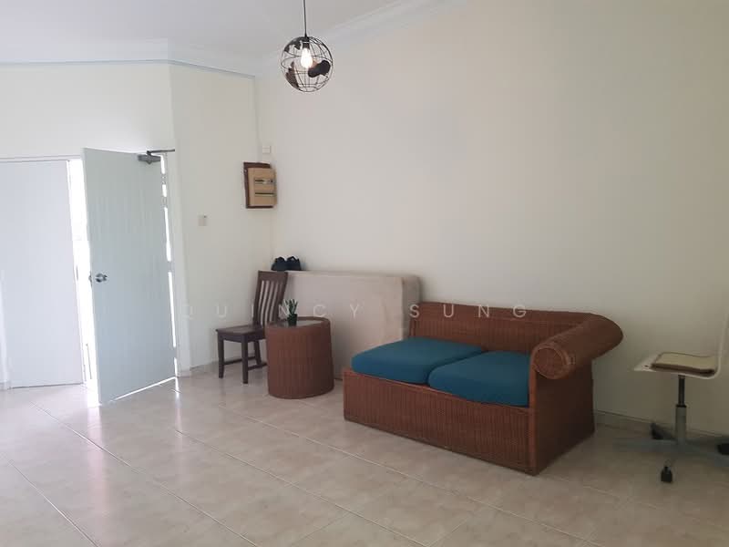 Sing Lian Building, 386 Changi Road, 1 Bedroom, 500 sqft, Walk-up Apartment For Rent, by Quincy Sung, 24340743 - PropertyGuru.com.sg