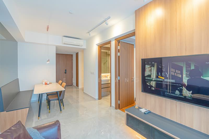 Stirling Residences, 21 Stirling Road, 2 Bedrooms, 678 sqft, Condominium For Rent, by Elsie Ang, 24341664 - PropertyGuru.com.sg