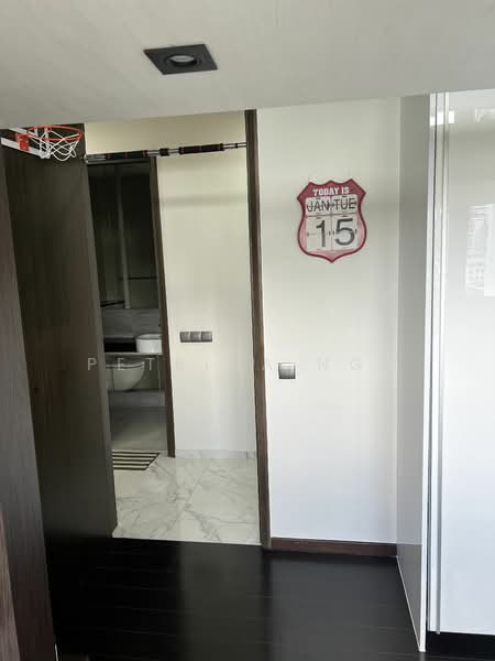 Kallang Riverside, 51 Kampong Bugis, 2 Bedrooms, 1,033 sqft, Condominium For Rent, by Petrina Ngo, 24341996 - PropertyGuru.com.sg