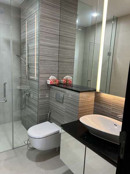 Kallang Riverside, 51 Kampong Bugis, 2 Bedrooms, 1,033 sqft, Condominium For Rent, by Petrina Ngo, 24341996 - PropertyGuru.com.sg