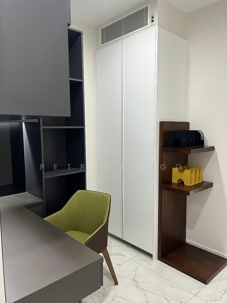 Kallang Riverside, 51 Kampong Bugis, 2 Bedrooms, 1,033 sqft, Condominium For Rent, by Petrina Ngo, 24341996 - PropertyGuru.com.sg