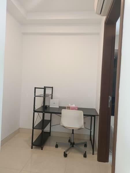Centra Residence, 8 Lorong 7 Geylang, 1 Bedroom, 452 sqft, Condominium For Rent, by Terence Wu, 24342845 - PropertyGuru.com.sg