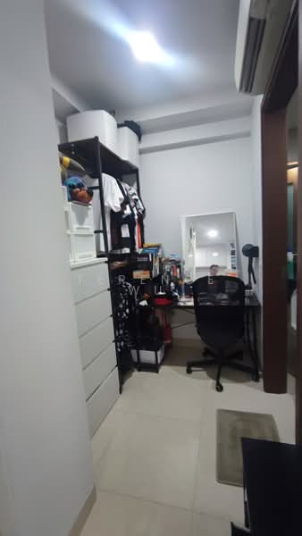 Centra Residence, 8 Lorong 7 Geylang, 1 Bedroom, 452 sqft, Condominium For Rent, by Terence Wu, 24342845 - PropertyGuru.com.sg