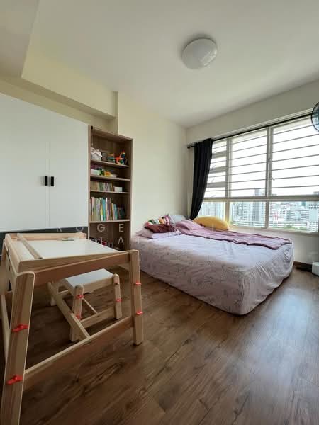 194B Bukit Batok West Avenue 6, 194B Bukit Batok West Avenue 6, Room Rental, 180 sqft, HDB Flat For Rent, by Roger TTK, 24344705 - PropertyGuru.com.sg