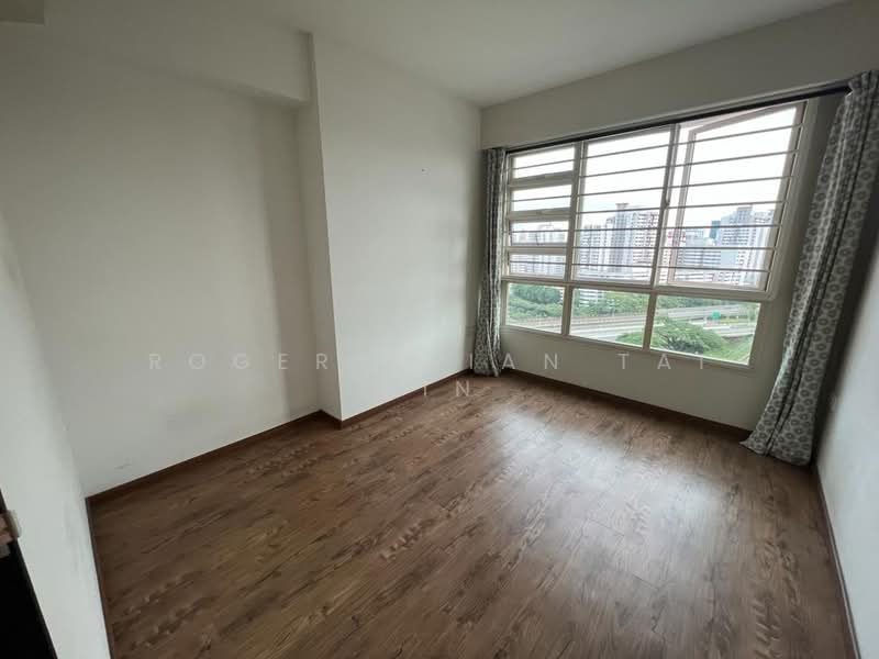 194B Bukit Batok West Avenue 6, 194B Bukit Batok West Avenue 6, Room Rental, 180 sqft, HDB Flat For Rent, by Roger TTK, 24344705 - PropertyGuru.com.sg