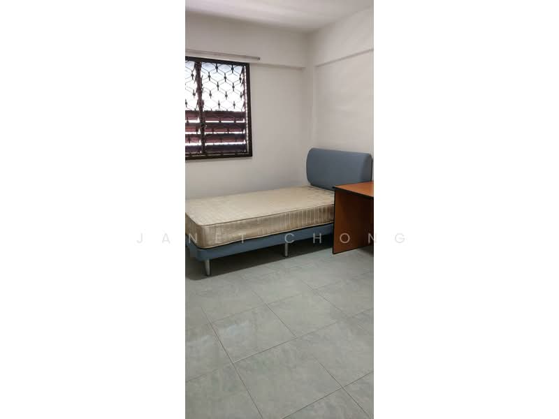 631 Ang Mo Kio Avenue 4, 631 Ang Mo Kio Avenue 4, 2 Bedrooms, 721 sqft, HDB Flat For Rent, by Janet Chong, 24345728 - PropertyGuru.com.sg