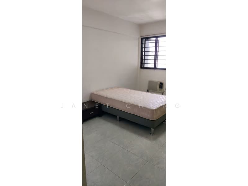 631 Ang Mo Kio Avenue 4, 631 Ang Mo Kio Avenue 4, 2 Bedrooms, 721 sqft, HDB Flat For Rent, by Janet Chong, 24345728 - PropertyGuru.com.sg