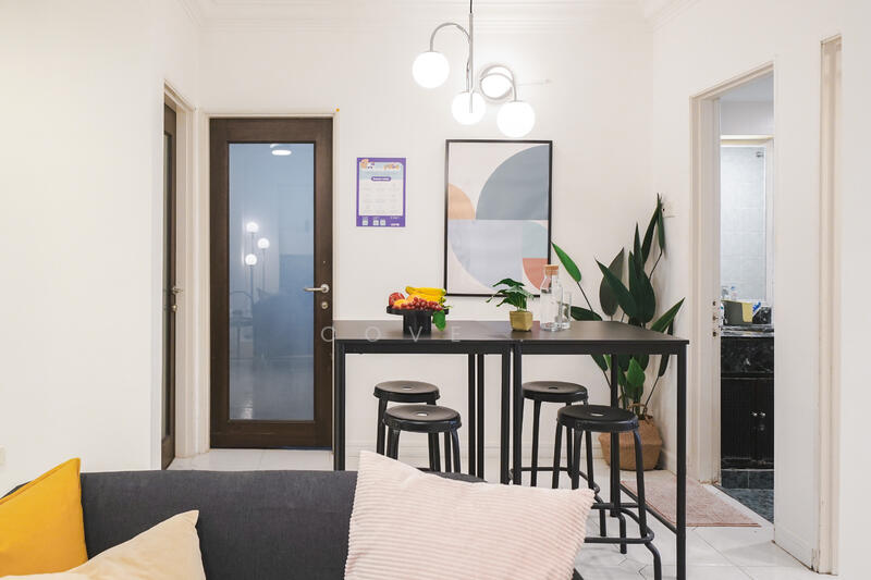 Common living/dining area