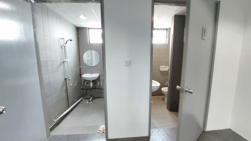 LHK2 Building, 76 Playfair Road, 2,583 sqft, Light Industrial (B1) For Rent, by John Chia, 24346207 - CommercialGuru.com.sg
