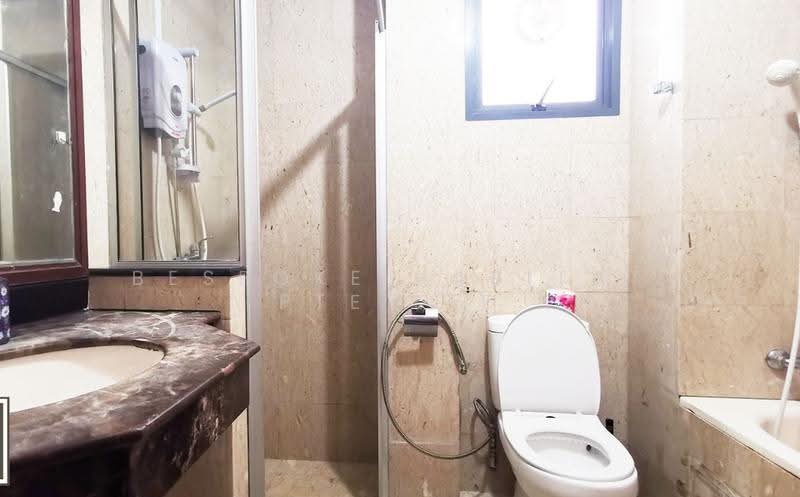 Carissa Park Condo, 6 Flora Drive, Changi Airport / Changi Village, Room Rental, 100 sqft, Condominium For Rent, by Bespoke Habitat Pte Ltd , 24346236 - 03-74 MBR4 Bathroom - PropertyGuru.com.sg