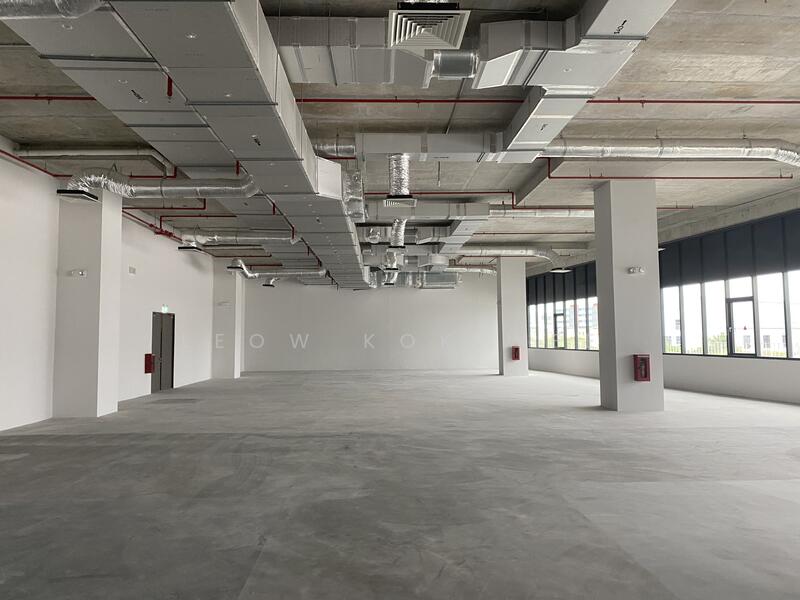 Central location office 5m high 6mins walk to mrt, , 3,500 sqft, Light Industrial (B1) For Rent, by Leow Kok Wee, 24346303 - CommercialGuru.com.sg