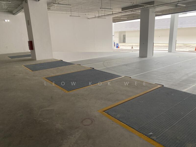 Central location office 5m high 6mins walk to mrt, , 3,500 sqft, Light Industrial (B1) For Rent, by Leow Kok Wee, 24346303 - CommercialGuru.com.sg