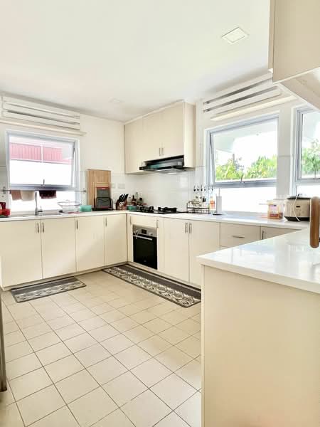 Gorgeous 2 Storey Bungalow With Pool & Lush Greenery Garden For Lease, Harlyn Road, Narooma Road, Dalkeith Road, 5 Bedrooms, 5,600 sqft, Bungalow House For Rent, by Roy Low, 24347618 - PropertyGuru.com.sg