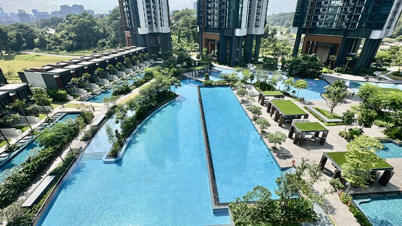 Premium unblocked poolview from all bedrooms and livng/dining