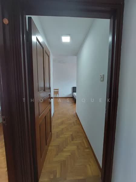 Balmy Court, 6 Lorong 27A Geylang, 4 Bedrooms, 1,066 sqft, Apartment For Rent, by Thomas Quek, 24348399 - entrance to master - PropertyGuru.com.sg