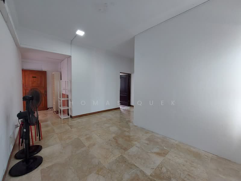 Balmy Court, 6 Lorong 27A Geylang, 4 Bedrooms, 1,066 sqft, Apartment For Rent, by Thomas Quek, 24348399 - living room - PropertyGuru.com.sg