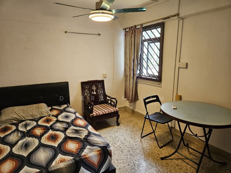 327 Clementi Avenue 5, 327 Clementi Avenue 5, Buona Vista / West Coast / Clementi New Town, Room Rental, 120 sqft, HDB Flat For Rent, by Derrick Lim, 24348690 - PropertyGuru.com.sg