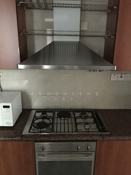 Landbay Condo, 9 Jalan Hajijah, 2 Bedrooms, 979 sqft, Condominium For Rent, by Magdalene Tay, 24349018 - PropertyGuru.com.sg