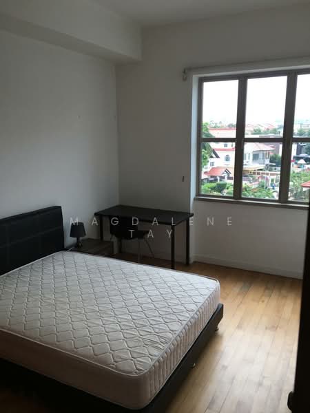 Landbay Condo, 9 Jalan Hajijah, 2 Bedrooms, 979 sqft, Condominium For Rent, by Magdalene Tay, 24349018 - PropertyGuru.com.sg