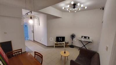 For Rent - Versailles