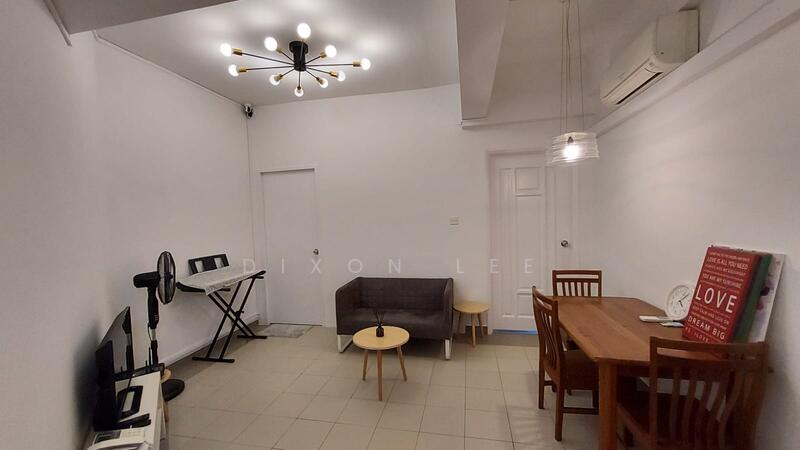 For Rent - Versailles