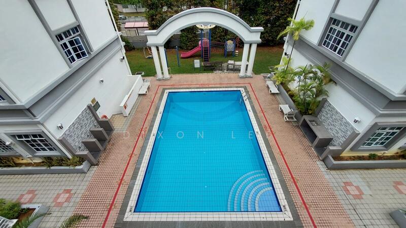 For Rent - Versailles