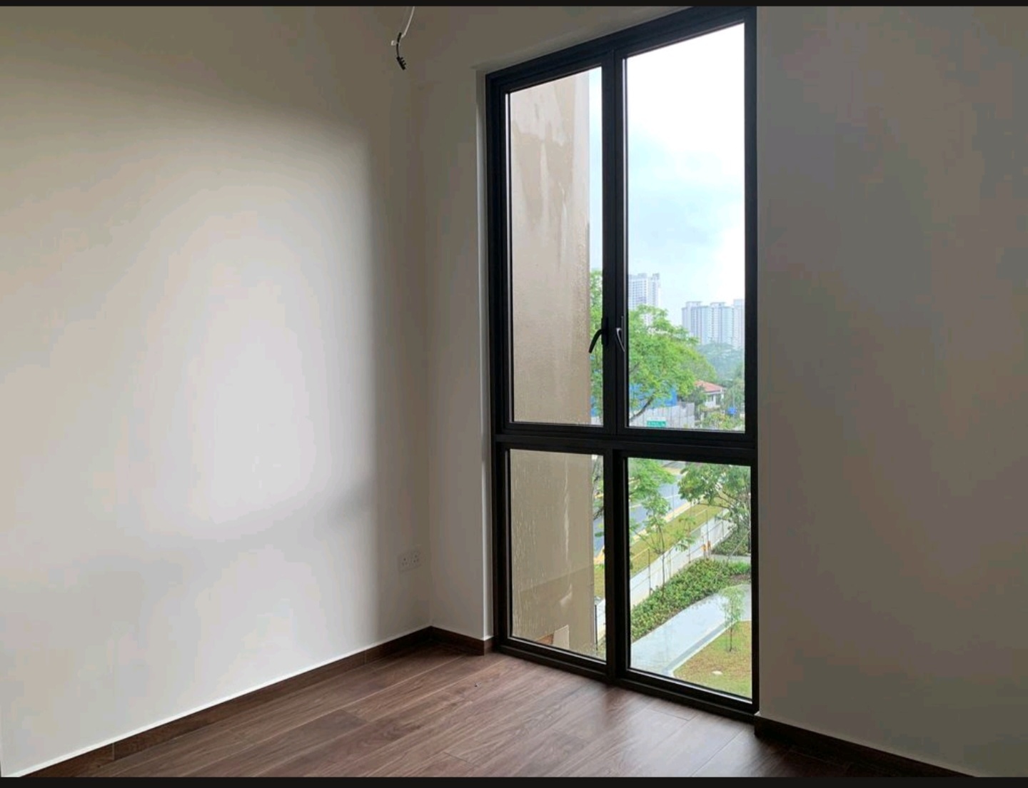 For Rent - Parksuites