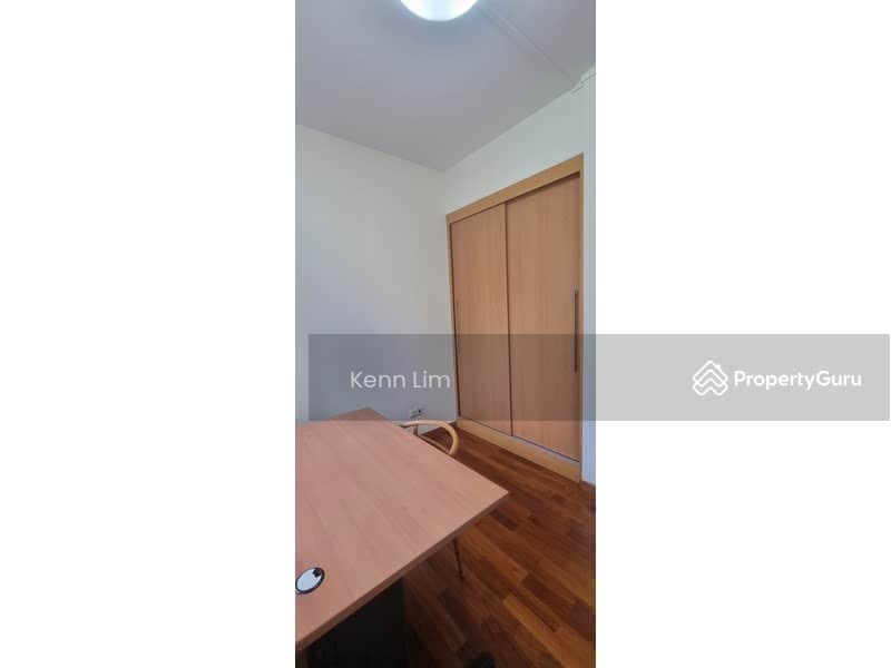 For Rent - Sophia 98