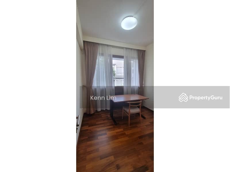 For Rent - Sophia 98